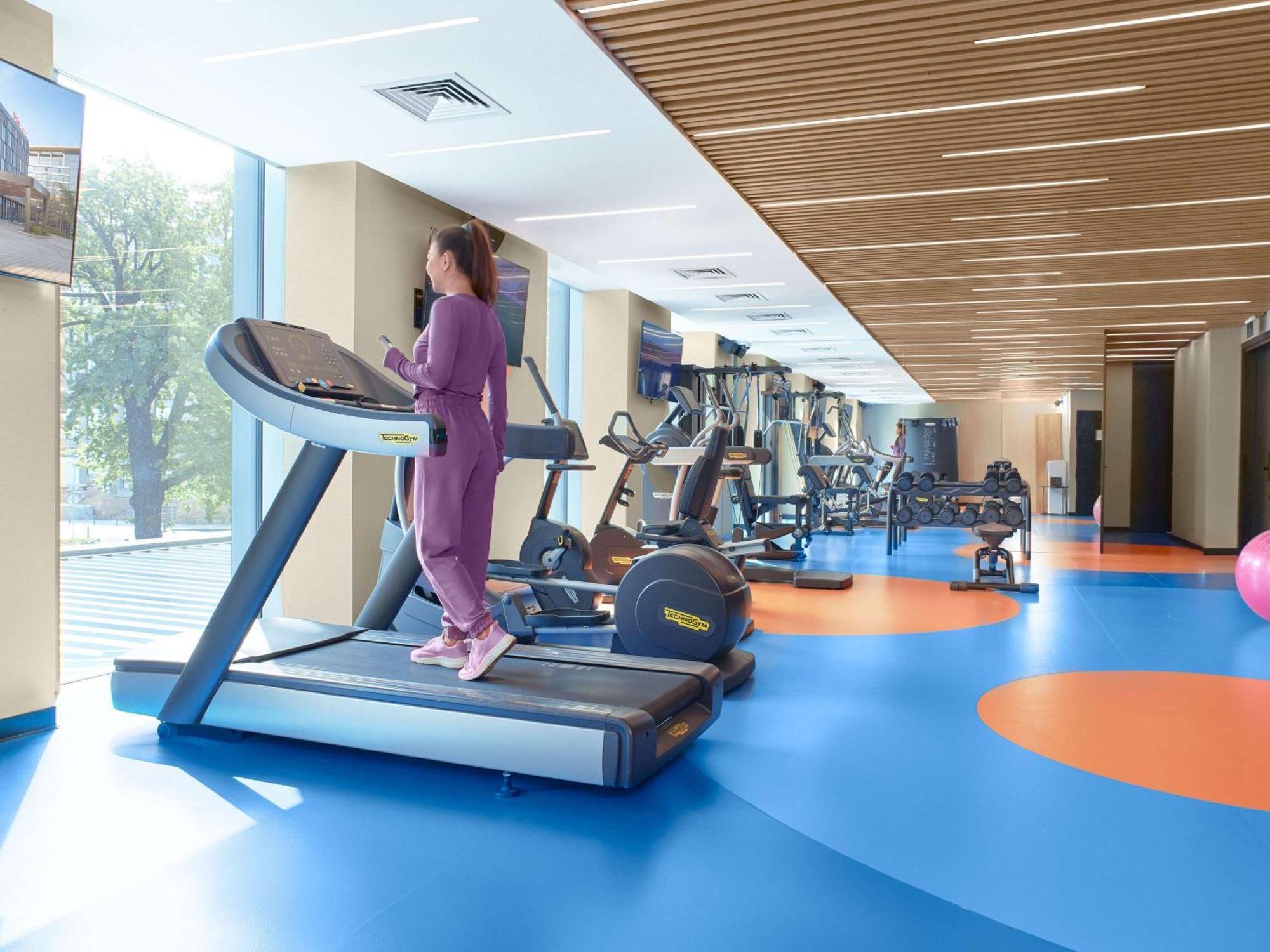 Novotel Living Almaty Jetisu Eksteriør bilde